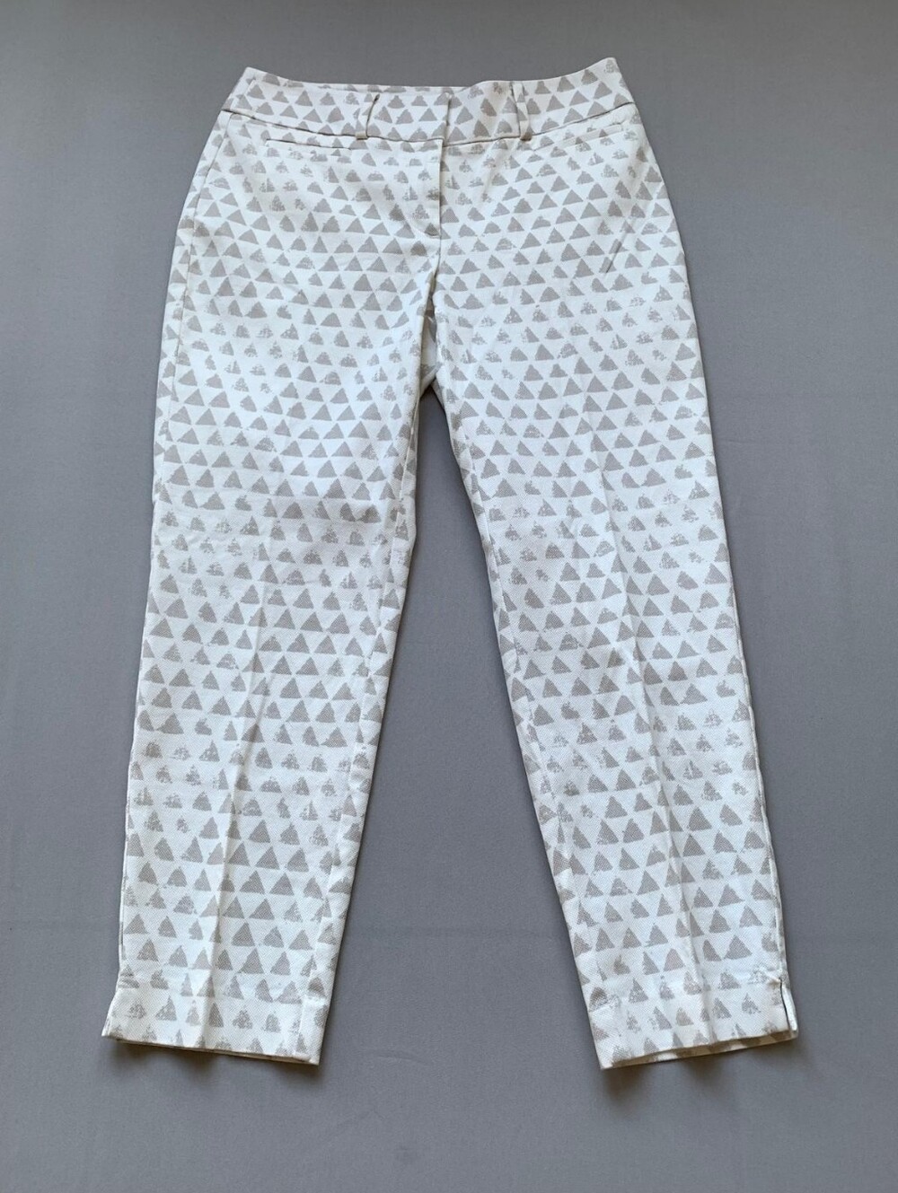 LOFT The Riviera Julie Pants Women’s Size 2 White Beige Geometric Print Ankle